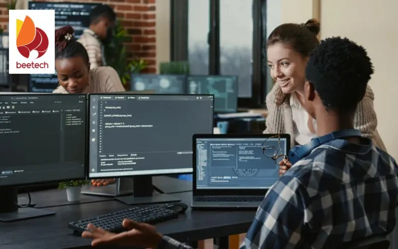 hire for custom software development 4